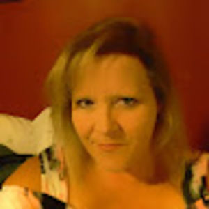 Meet your Posher, Cynthia